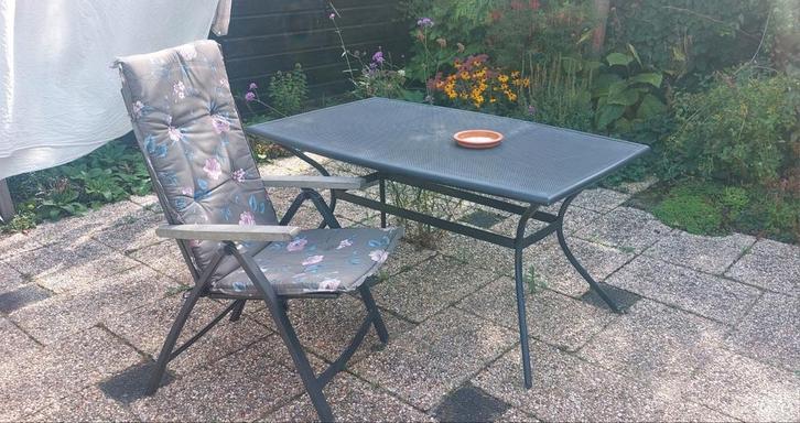 Tuinset met 4 stoelen en kussens, Tuin en Terras, Tuinsets en Loungesets, Gebruikt, Tuinset, Overige materialen, 4 zitplaatsen