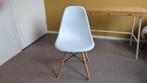 Stoel replica Eames wit kunststof, Huis en Inrichting, Ophalen, Wit, Zo goed als nieuw, Metaal