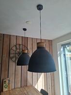 2 Hanglampen Milou

Van Karwei, Huis en Inrichting, Lampen | Hanglampen, Ophalen, 50 tot 75 cm, Zo goed als nieuw, Metaal