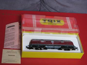 Trix Express: Zware 4-assige diesellok 2256 in nieuwstaat! beschikbaar voor biedingen