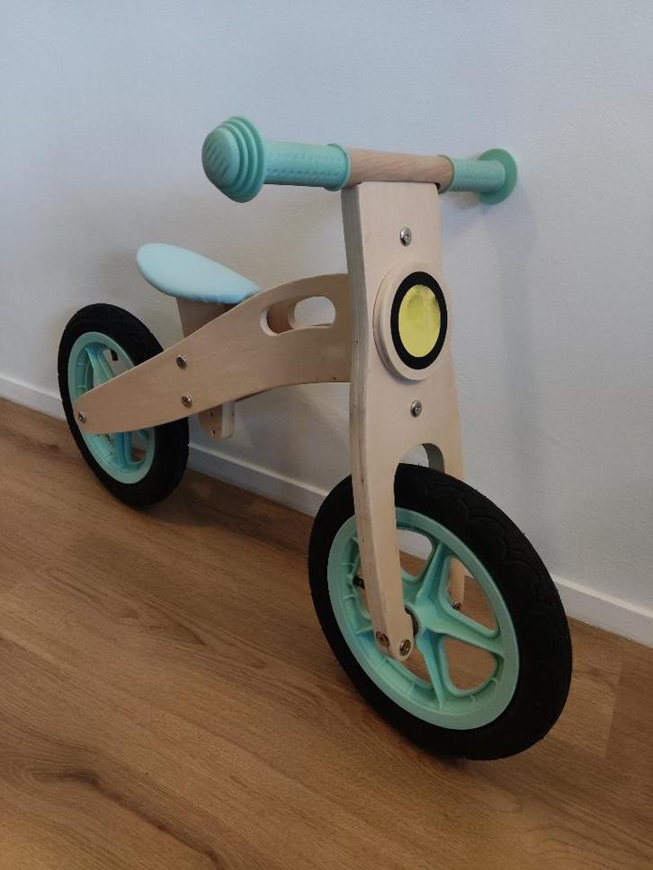 Groen Loopfietsje, Houten Loopfiets, Kinderen en Baby's, Speelgoed | Buiten | Voertuigen en Loopfietsen, Gebruikt, Loopfiets, Ophalen