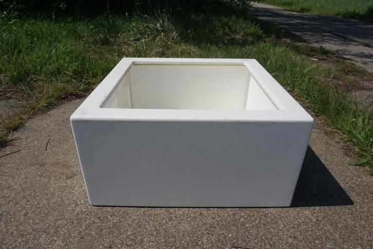 Witte Polyester bloembak plantenbak 80x80x40, Tuin en Terras, Bloembakken en Plantenbakken, Nieuw, Kunststof, 30 tot 60 cm, 60 tot 100 cm