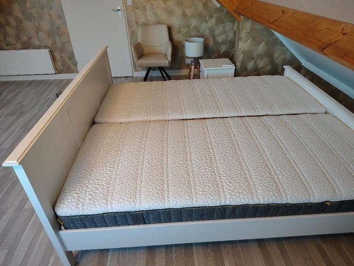Nieuw bed van BeterBed, Huis en Inrichting, Slaapkamer | Bedden, Nieuw, Tweepersoons, 180 cm, 200 cm, Hout, Wit, Ophalen