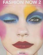 Boek Terry Jones - Fashion Now 2, Ophalen of Verzenden, Zo goed als nieuw, Mode algemeen