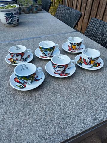 Set van Koffiekopjes met Design beschikbaar voor biedingen