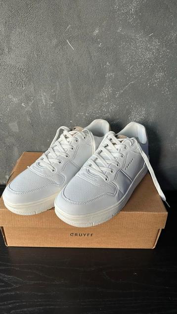 Cruyff sneakers beschikbaar voor biedingen