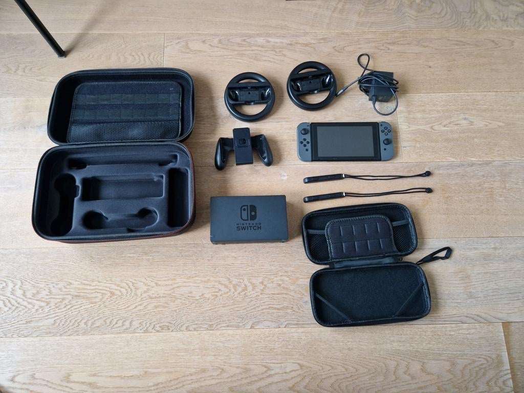 NINTENDO SWITCH + alles erbij, Ophalen of Verzenden