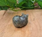 Labradoriet slapende kat 02, Verzamelen, Mineralen en Fossielen, Verzenden