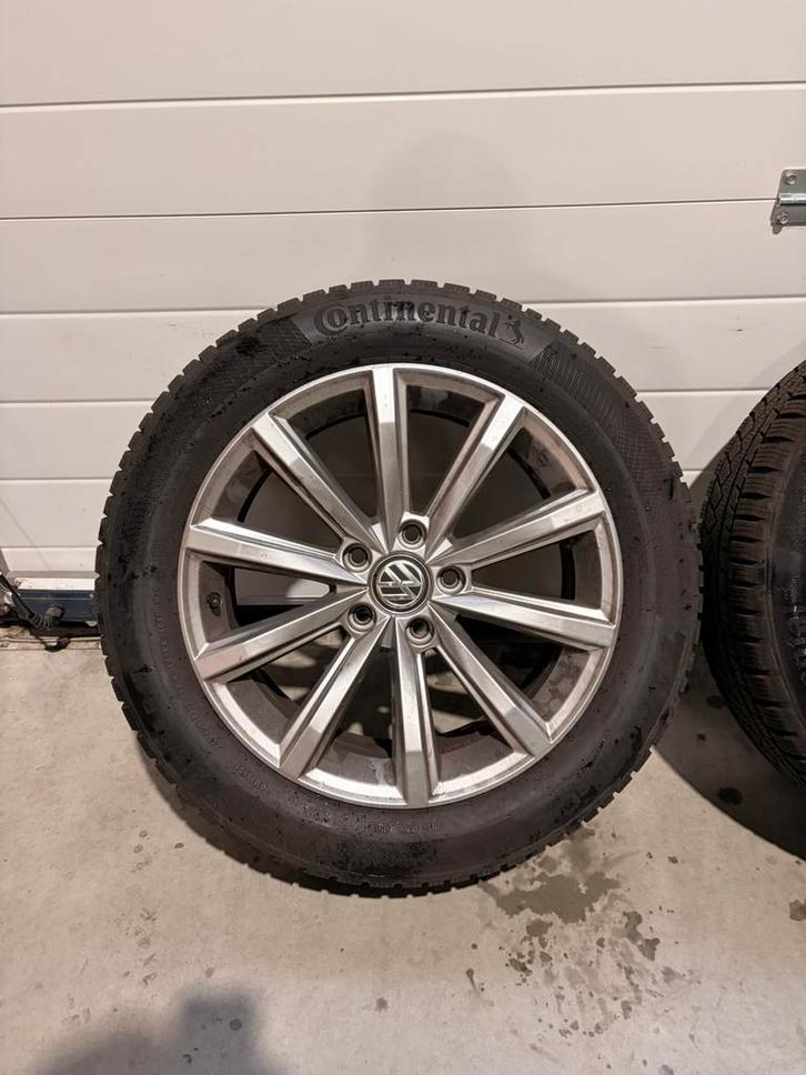 VW Passat 17 inch 5x112 winterset, Auto-onderdelen, Banden en Velgen, Banden en Velgen, Winterbanden, 17 inch, 215 mm, Personenwagen