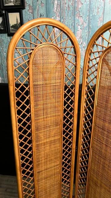 vintage rotan kamerscherm beschikbaar voor biedingen