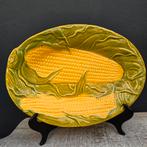 Ovale serveerschaal mais in reliëf, Huis en Inrichting, Gebruikt, Porselein of Keramiek, Schaal, Ophalen of Verzenden