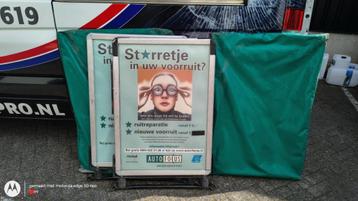 Reclame borden beschikbaar voor biedingen