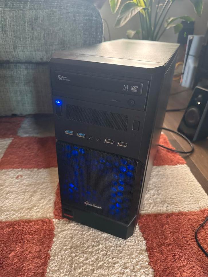 Complete PC Set: Sharkoon, LG, Trust - Werkt Perfect!, Computers en Software, Desktop Pc's, Gebruikt, Onbekend, HDD, Minder dan 4 GB