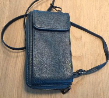 Gloednieuw telefoontasje  beschikbaar voor biedingen