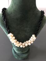 Exclusief parelcollier, Sieraden, Tassen en Uiterlijk, Ophalen of Verzenden, Zo goed als nieuw, Steen of Mineraal