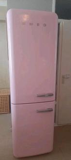 Roze SMEG koelkast met vriezer model FAB32LPK5 in zeer nette, Ophalen