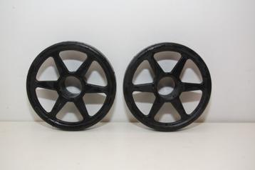 Zwarte kunststofbanden, 2 stuks. Buitendiameter 14,8 cm. beschikbaar voor biedingen