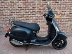 VESPA GTS SUPERTECH 300 (bj 2021) €5550, Scooter