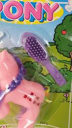 Vintage Pony op originele blister, jaren 80. MLP fakie. 8B12, Tweedehands verkoop, Tweedehands verkoop, Gebruikt, Ophalen of Verzenden