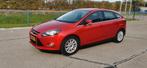 Ford Focus 1.6 Ti-vct 92KW 5-D 2011 Rood 87642km!!, Auto's, 4 cilinders, 635 kg, Handgeschakeld, Grijs