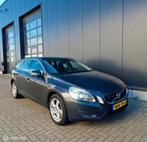 Volvo V60 2.0T 149KW Aut6 2011 Grijs, Euro 5, 1800 kg, 4 cilinders, Grijs