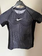 Nike sport shirt maat 122/128 nieuw, Kinderen en Baby's, Kinderkleding | Maat 134, Nieuw, Meisje, Ophalen of Verzenden, Sport- of Zwemkleding