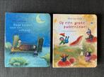 Daar buiten loopt een schaap. & Op een grote paddenstoel., Boeken, Ophalen of Verzenden, Zo goed als nieuw, 2 x Mies van Hout