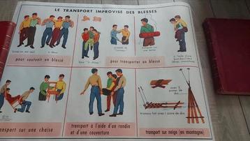2 oude originele Franse schoolplaten 90 x 68 cm beschikbaar voor biedingen