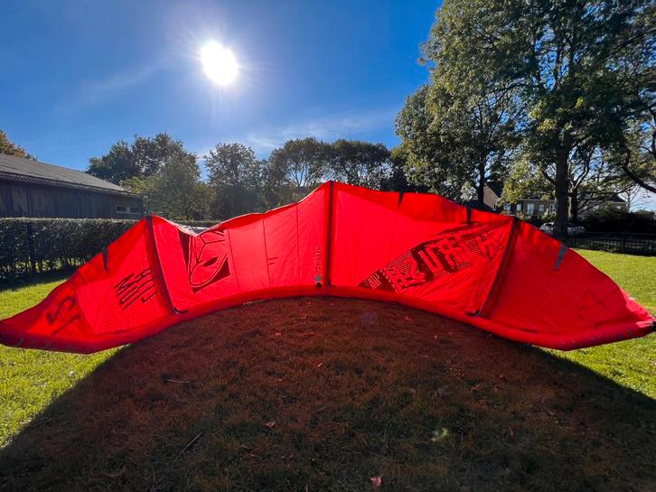 Airush Lithium 12m, Watersport en Boten, Kitesurfen, Gebruikt, 12 m², Geen board, Ophalen of Verzenden