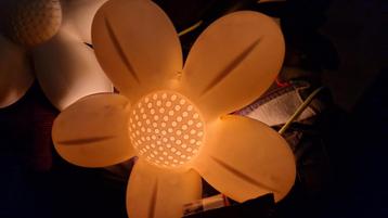 IKEA Lamp - Bloem Design 2 stuks wit  beschikbaar voor biedingen