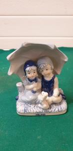 beeldje delfts blauw keramiek handgeschilderd, Verzamelen, Beelden en Beeldjes, Ophalen of Verzenden