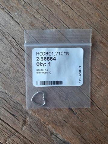 Hartvormige piercing - Nieuw beschikbaar voor biedingen