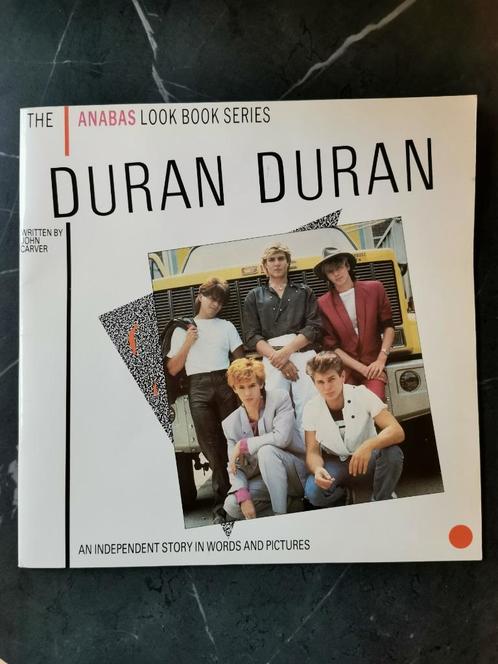 Boek Duran Duran - The Anabas Look Book Series, Boeken, Muziek, Gelezen, Artiest, Ophalen of Verzenden