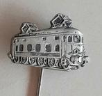 Speldje, NS Nederlandse Spoorwegen locomotief, diesel/elek, Verzamelen, Speldjes, Pins en Buttons, Verzenden, Gebruikt, Transport