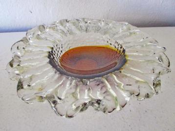 Humpilla glass schaal in de vorm van een zon glas kristal beschikbaar voor biedingen