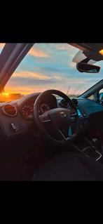 Seat Ibiza 1.0 TSI 70KW ST 2016 Blauw, Auto's, Voorwielaandrijving, Stof, Zwart, Blauw