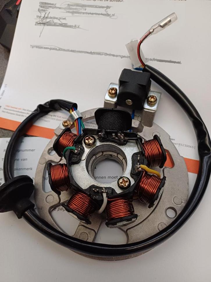 Nieuwe Stator DMP Minarelli Horizontaal / Verticaal 2 Bouts, Fietsen en Brommers, Brommeronderdelen | Scooters, Nieuw, Overige merken