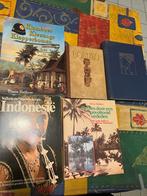 pakket boeken rond Nederlands India - Indonesie, Boeken, Ophalen of Verzenden, 20e eeuw of later, Gelezen