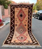 Vintage marokkaans vloerkleed, beni mguild tapijt285x140 cm, Ophalen of Verzenden, Zo goed als nieuw, Rechthoekig, 200 cm of meer