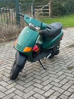 Piaggio Fastrider 125 A1, Fietsen en Brommers, Ophalen, Maximaal 45 km/u, Zip, Zo goed als nieuw