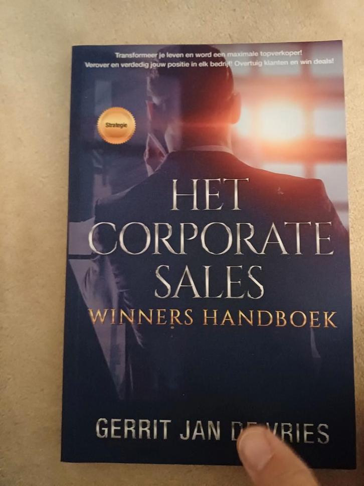 Het Corporate Sales Winners Handboek - Gerrit Jan de Vries, Boeken, Economie, Management en Marketing, Zo goed als nieuw, Economie en Marketing