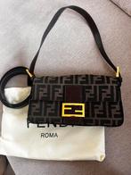 Fendi Baguette Tas bruin monogram, Ophalen of Verzenden, Zo goed als nieuw, Bruin, Handtas