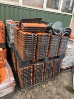 Partij koramic zwarte dakpannen ca. 488 stuks, Ophalen, Zo goed als nieuw