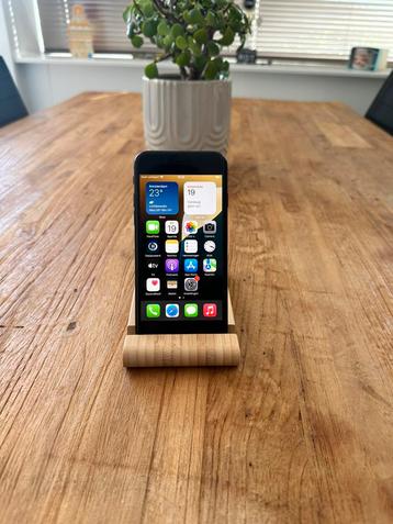  iPhone SE 2020 – 128GB – Als Nieuw - Batterij 97% Origineel beschikbaar voor biedingen