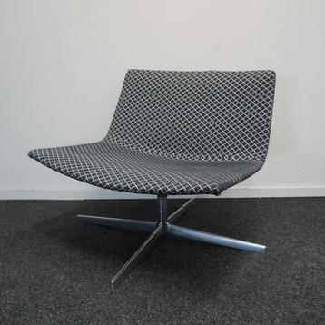 Arper Catifa 80 Design Fauteuils | Zwart / Grijs | Draaibaar beschikbaar voor biedingen