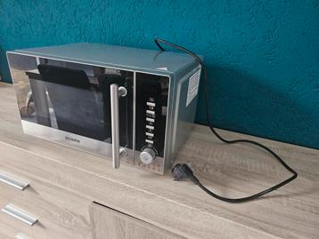 Severin MW7877 Combimagnetron beschikbaar voor biedingen