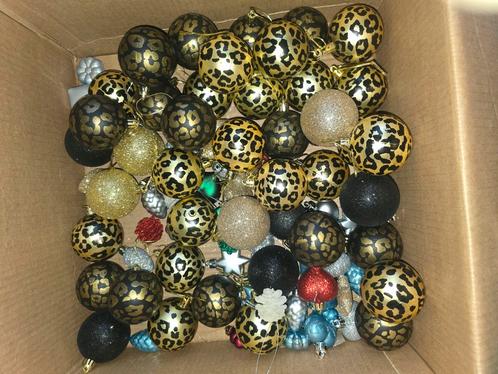 kerst ballen/figuurtjes, Diversen, Kerst, Zo goed als nieuw, Ophalen