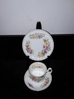 Royal albert  Happy Anniversay, Verzamelen, Verzenden, Zo goed als nieuw, Porselein, Kop en/of schotel