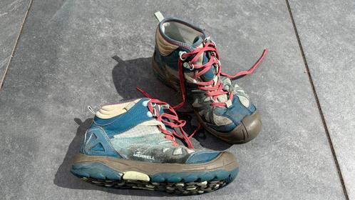 MERRELL bergschoenen maat 35 – goede staat, weinig gebruikt, Sport en Fitness, Bergsport en Wandelen, Gebruikt, Schoenen, Ophalen of Verzenden