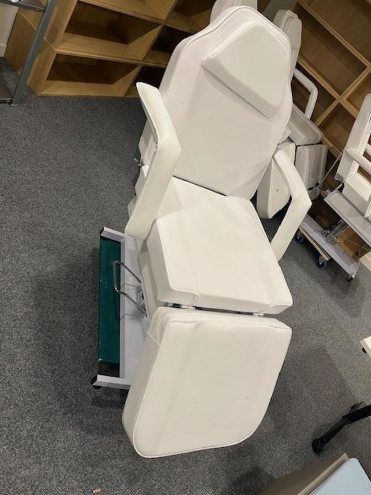 Nieuwe Massage stoelen, Sport en Fitness, Massageproducten, Zo goed als nieuw, Massagestoel of Kussen, Ophalen